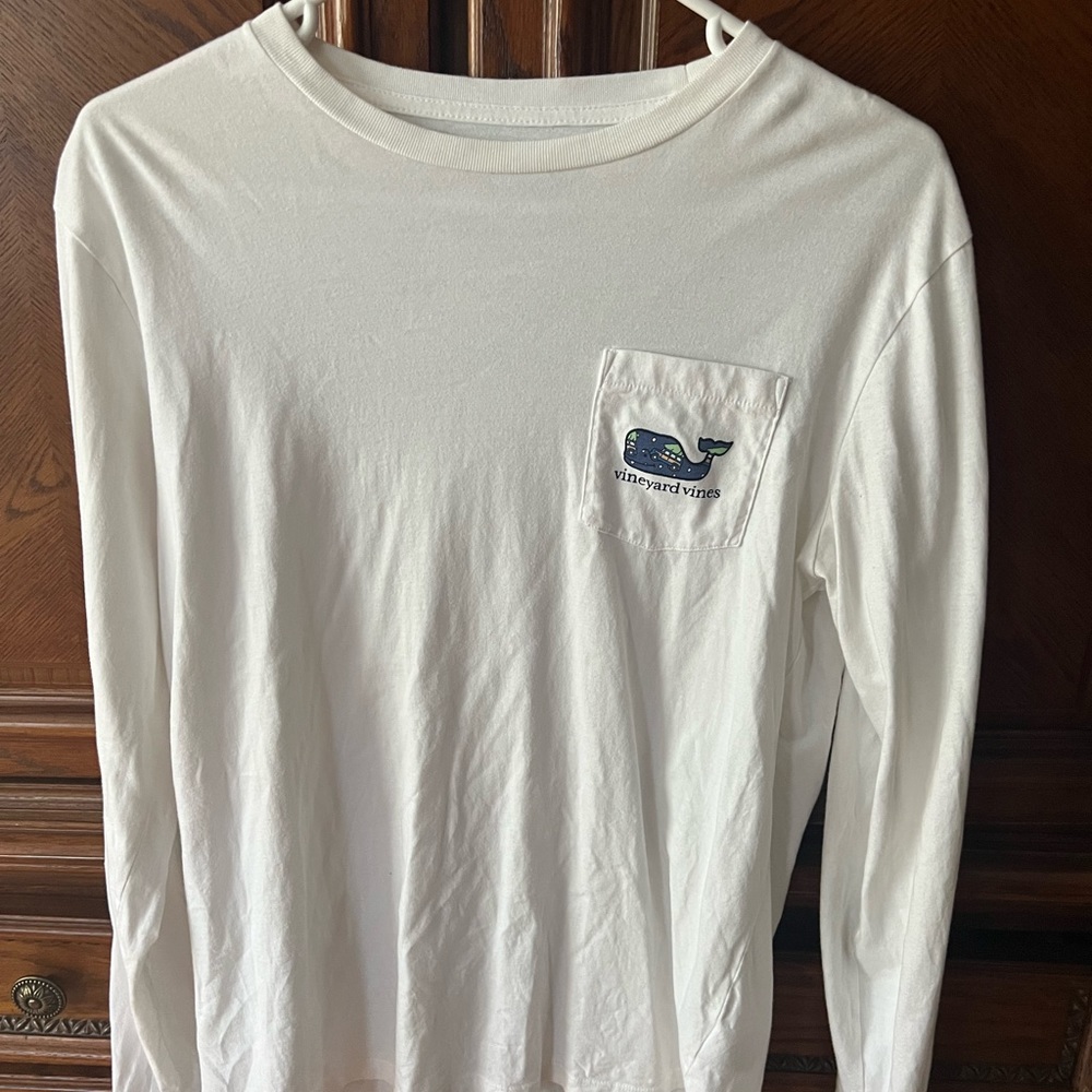 Vineyard vines long sleeve tshirt